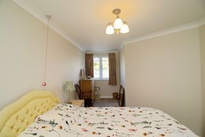 BEDROOM- click for photo gallery